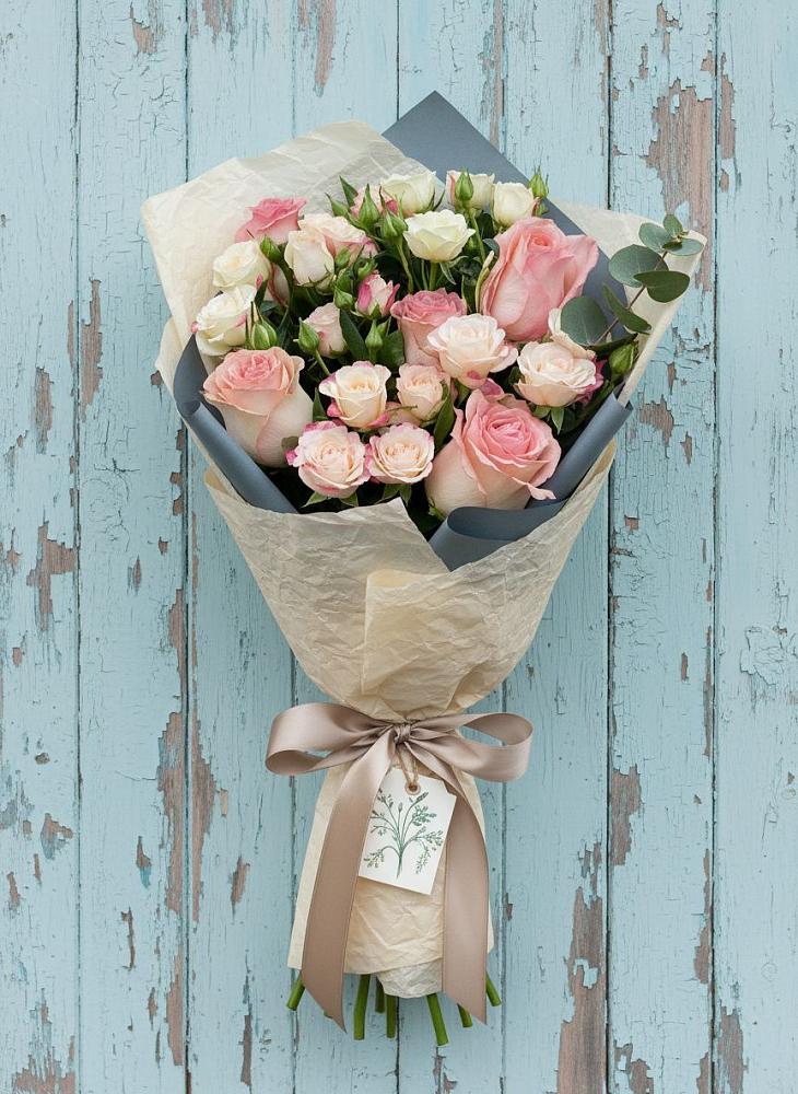 Букет цветов из: Розы в Хатукае