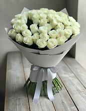 Букет 35 Белых роз в Хатукае
