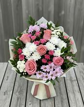 Букет цветов из:  Альстромерии, Гвоздики, Розы и Хризантемы в Хатукае