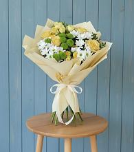 Букет цветов из:  Хризантемы и Розы в Хатукае